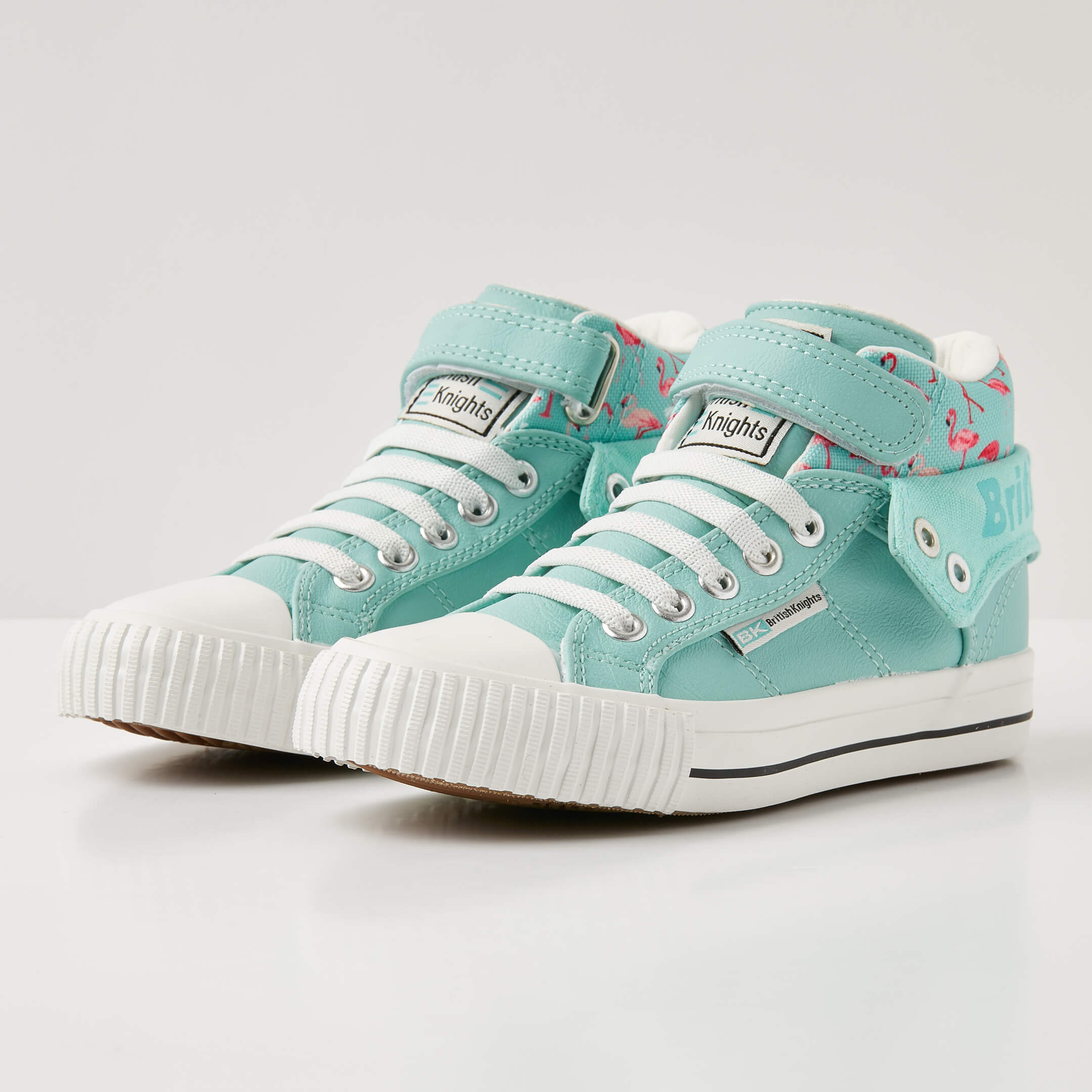 British Knights Sneaker Front view  B43-3704C-02 ROCO HIGH-TOP FEMALE
