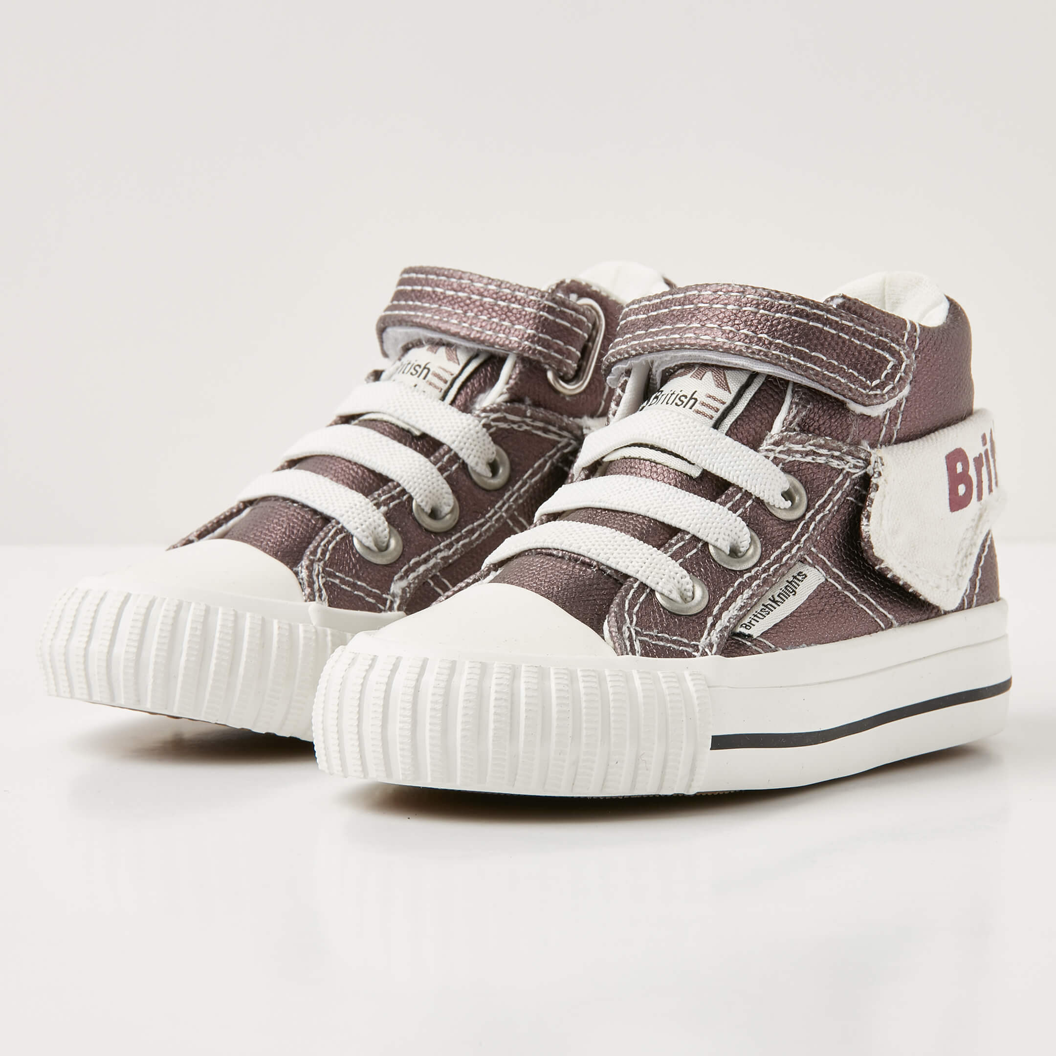 British Knights Sneaker Front view  B43-3706I-02 ROCO HIGH-TOP FEMALE