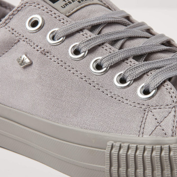 Detail view  B43-3720-02 MASTER LO LOW-TOP MALE