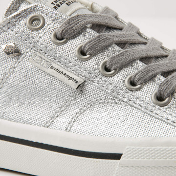Detail view  B43-3735-05 CHASE LOW-TOP FEMALE